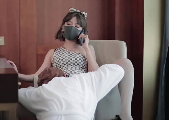 天美传媒TMX003女秘书的工作