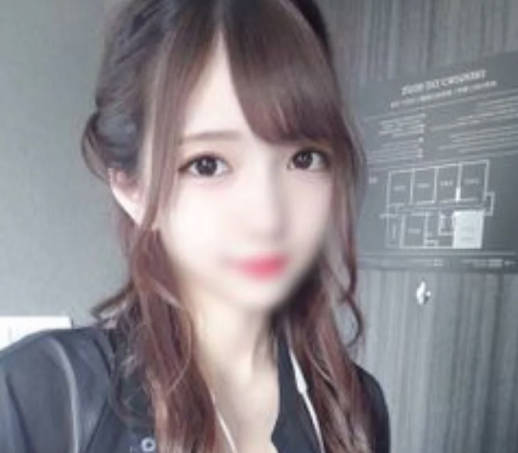 FC2PPV-4625579 一样美丽苗条的女孩