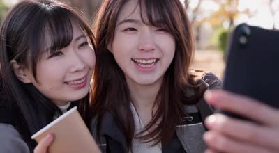 pjab-011始めは’いいね！’が欲しいだけだったのに… 承認欲求に取りつかれ 過激な中出しセックスまで配信しちゃう女子大生 花狩まい