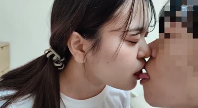 JKSR-681 盗○撮！家庭教師を誘惑する女子○生 「だって先生のことが大好きなんだもん…アタシじゃダメですか？」勉強よりも性に対して興味深々！本当はイケナイことだとわかっているが… 初めての中出し