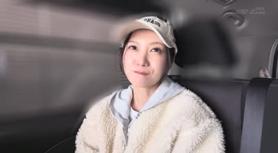 SDNM-519 根っからの明るさで職場の絵画スクールはいつも笑顔で溢れてる 今村由美 34歳 第4章 普段は夫とくつろぐリビングが絶頂お漏らし潮まみれ！真っ昼間から禁断の自宅撮影