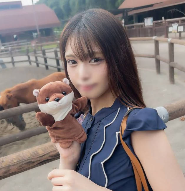 FC2PPV-4559771露脸再遇制服妹进化F罩杯