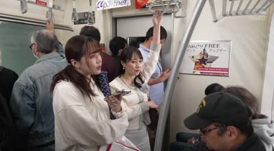 DANDY-974 「えっ！おばさんの私が？！」我が子の前で触られ必死に抵抗するも愛液を垂れ流し絶頂が止まらない巨尻母VOL.4