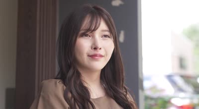 EBWH-203 元カレのせいで巨根狂いに調教された 巨乳清楚妻エステティシャンはデカチン客を前に今日も発情し身体を許してしまう… 宮本留衣