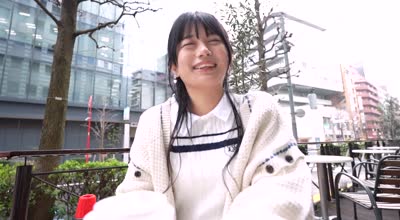 simf-001 仕事のストレスをオナニーで発散する神ビジュ保育士かりん先生と、初撮り。かりん先生karin