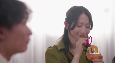 JUR-151 リゾートプールNTR 専属イイ女×大人のビキニ…背徳感と開放感が交錯するNTRドラマ―。 水戸かな