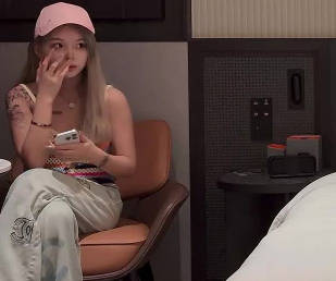 今天为了让兄弟们清楚的看到妹子表情-曹长卿